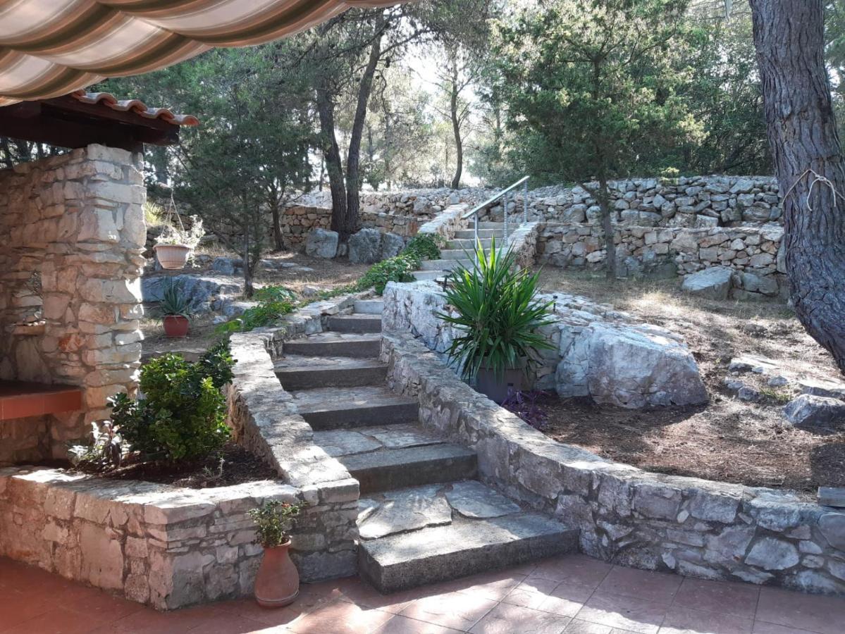 Villa Juka House à Milna  Extérieur photo