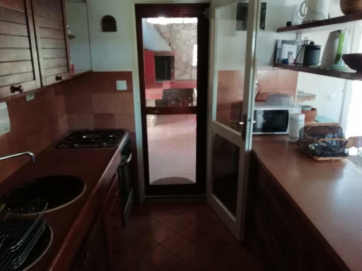Villa Juka House à Milna  Extérieur photo